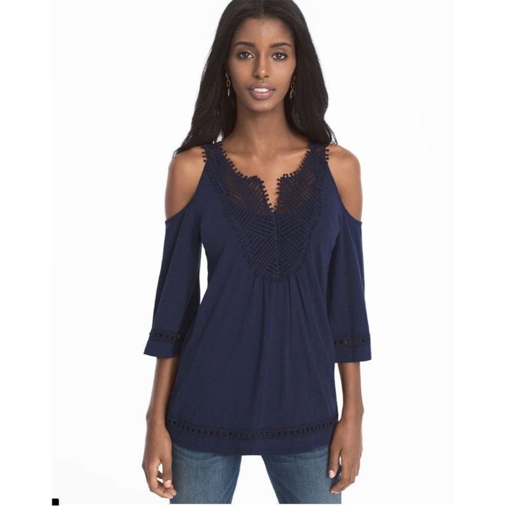 New with tag navy blue top